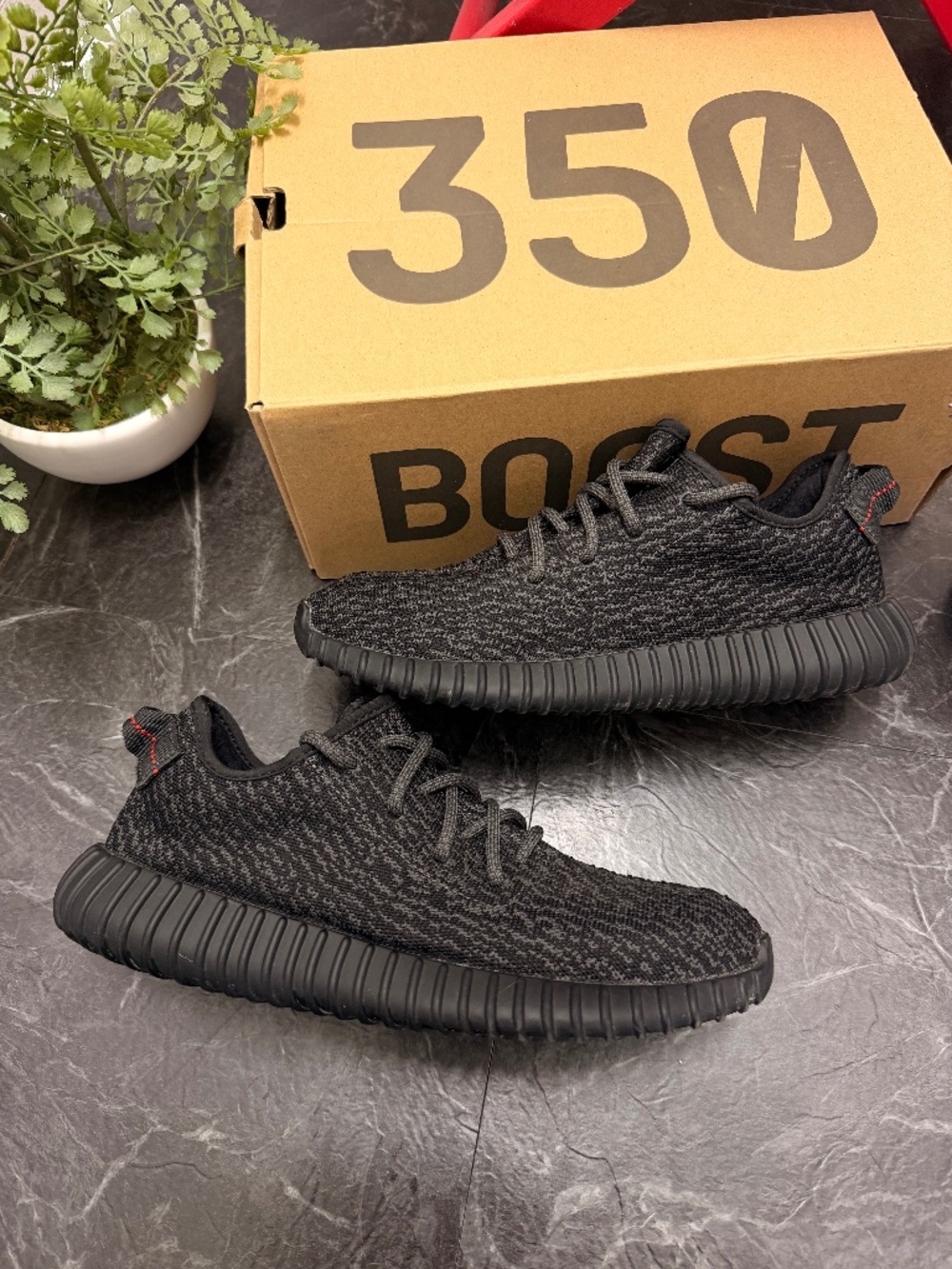 Yeezy - Boost 350 - Pirate Black - Size 8M -